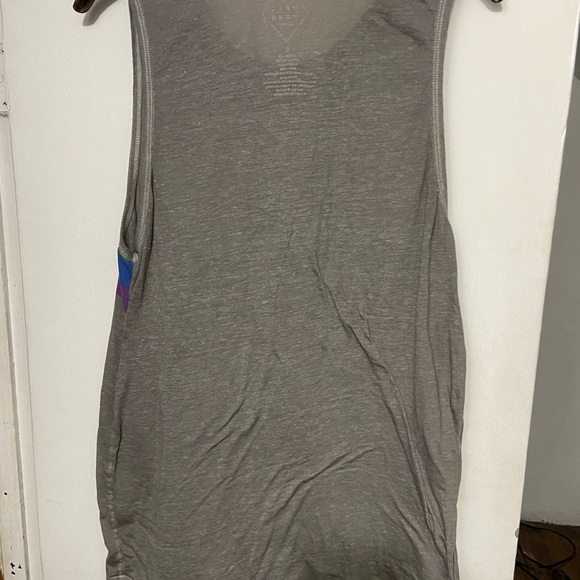 Rainbow tank - Picture 3 of 3